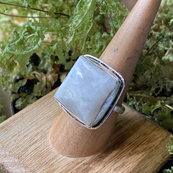 Sterling Silver Moonstone Boho Statement Ring Size 9 - Picture 3 of 9